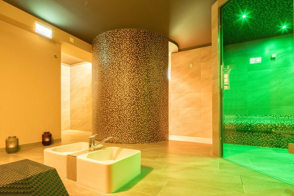 Pura Vida Hotel Куксхафен Экстерьер фото