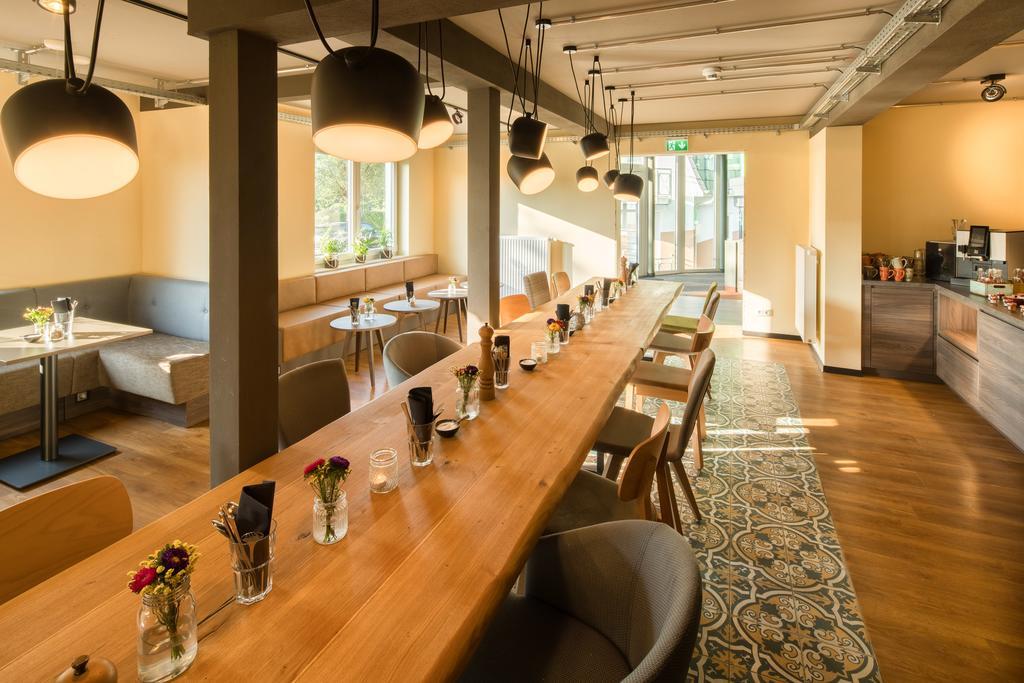 Pura Vida Hotel Куксхафен Экстерьер фото