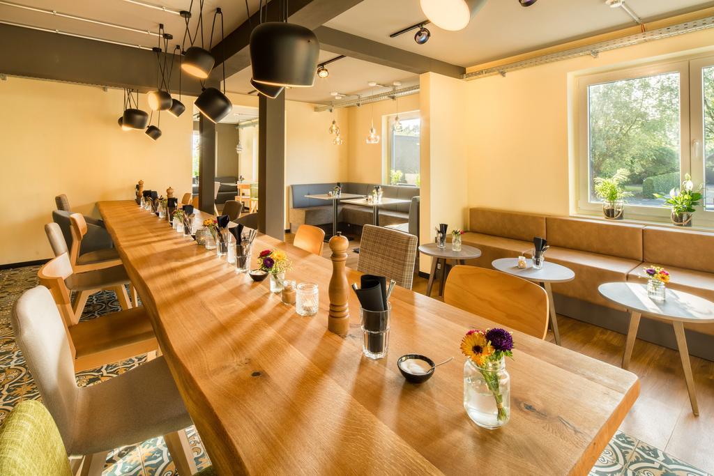 Pura Vida Hotel Куксхафен Экстерьер фото